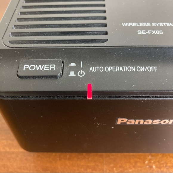PANASONIC Wireless Speaker System SE-FX65 *with Receiver and Antenna Only* - Picture 2 of 10
